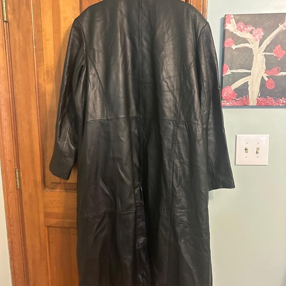 Centigrade Women's Black Leather Trench Coat - Picture 2 of 2